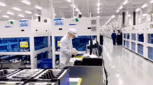 正泰新能源數(shù)字化車間產(chǎn)能強(qiáng)勁復(fù)蘇，互聯(lián)網(wǎng)數(shù)據(jù)服務(wù)賦能制造新高度